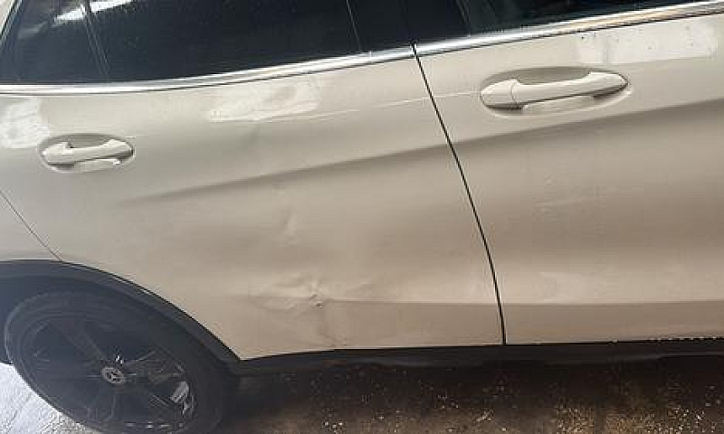 Mercedes-Benz Gla 22...