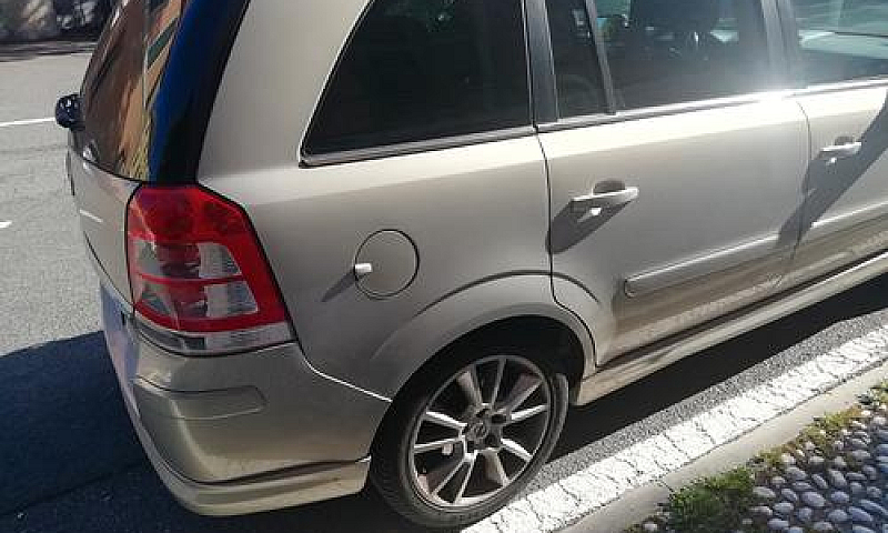 Opel Zafira 2ª Serie...