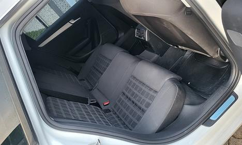 Audi A4...
