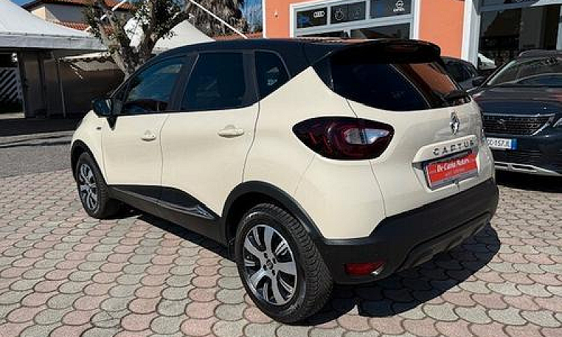Renault Captur 1.5 D...