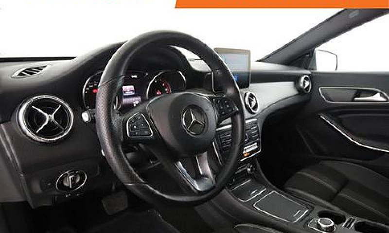 Mercedes-Benz Cla 20...