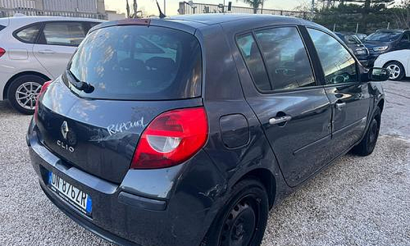 Renault Clio Storia ...