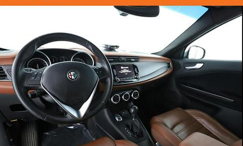 Alfa Romeo Giulietta...