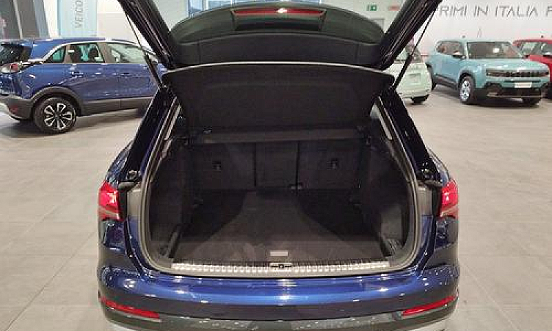 Audi Q3 35 2.0 Tdi B...