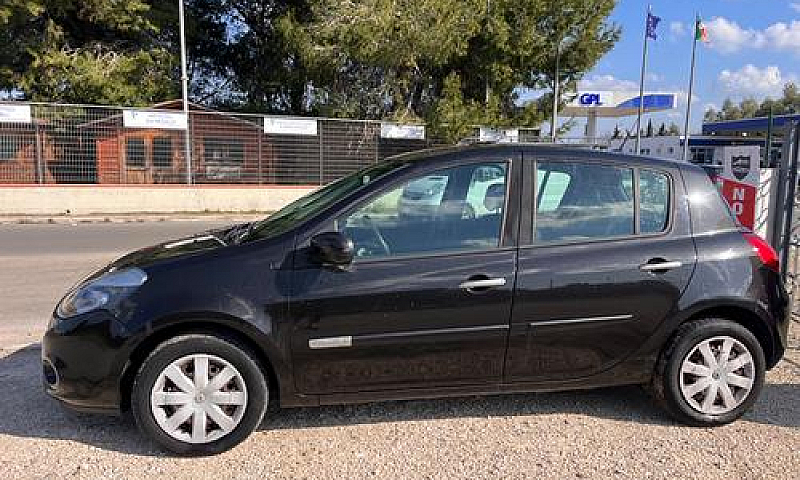Renault Clio 1.5 Dci...