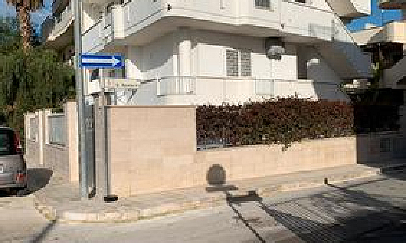 Appartamento Di 90 M...
