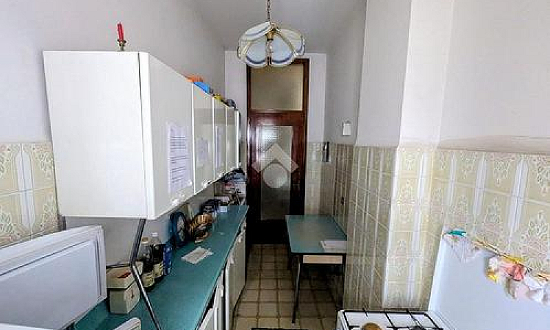 2 Locali A Coneglian...