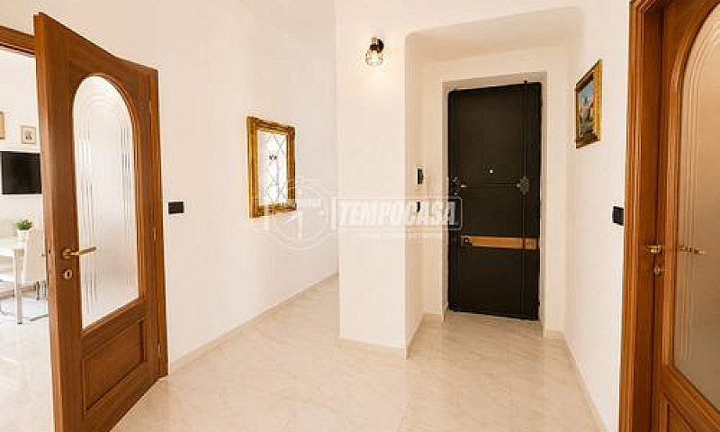 Ampio Quadrilocale L...