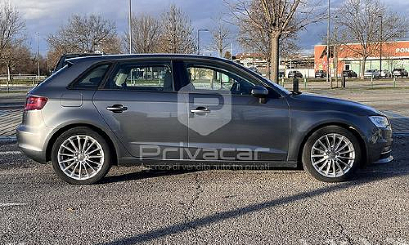 Audi A3 Spb 1.6 Tdi ...
