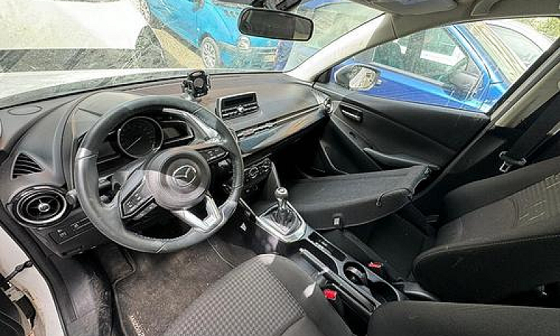 Mazda Mazda2 1.5 90C...