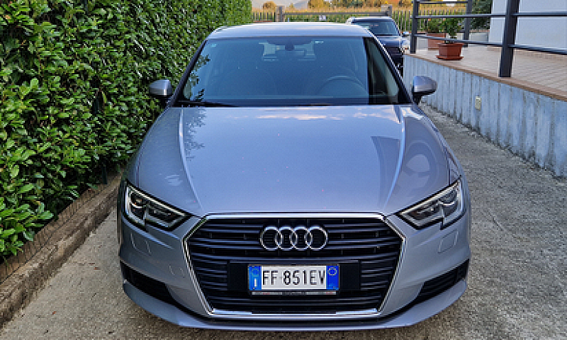 Audi A3 1.6 Tdi 110 ...