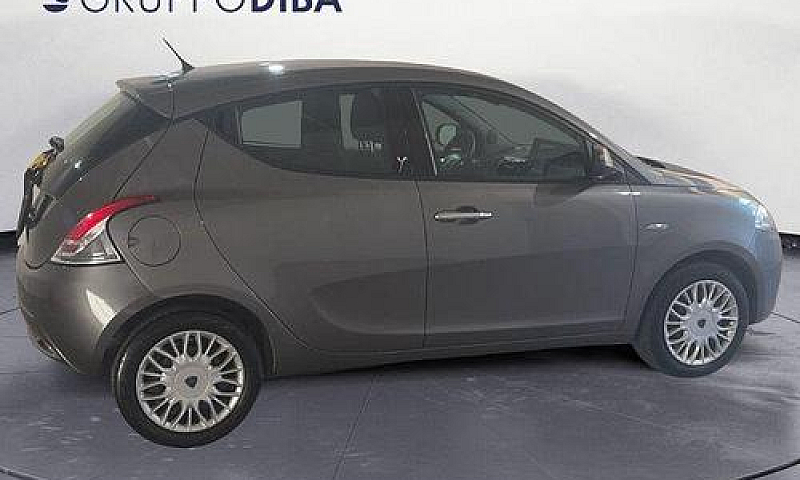 Lancia Ypsilon Iii 2...