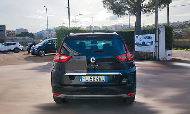 Renault Grand Scenic...