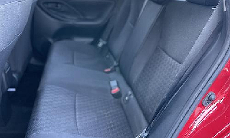 Toyota Yaris 1.5 Hyb...