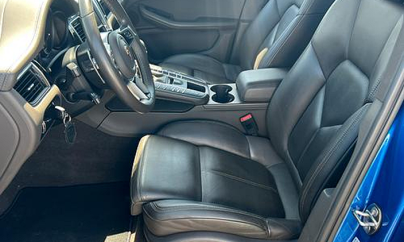 Porsche Macan S Dies...