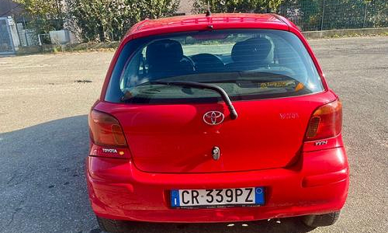 Toyota Yaris 3P. 1.0...
