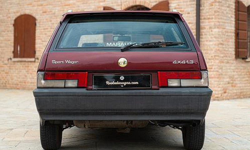 Alfa Romeo 33 1.3 I....