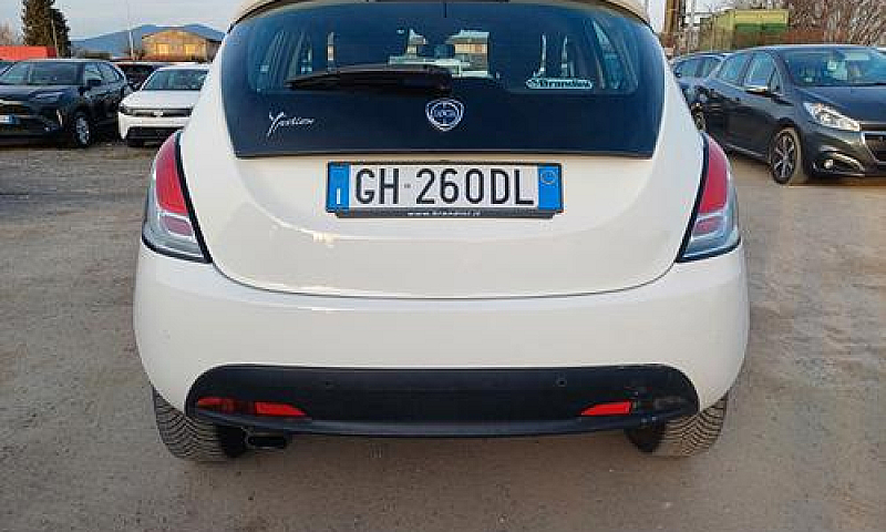 Lancia Ypsilon Fine ...