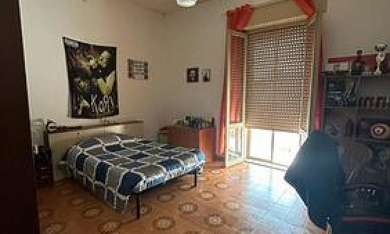 Trilocale In Zona Ce...
