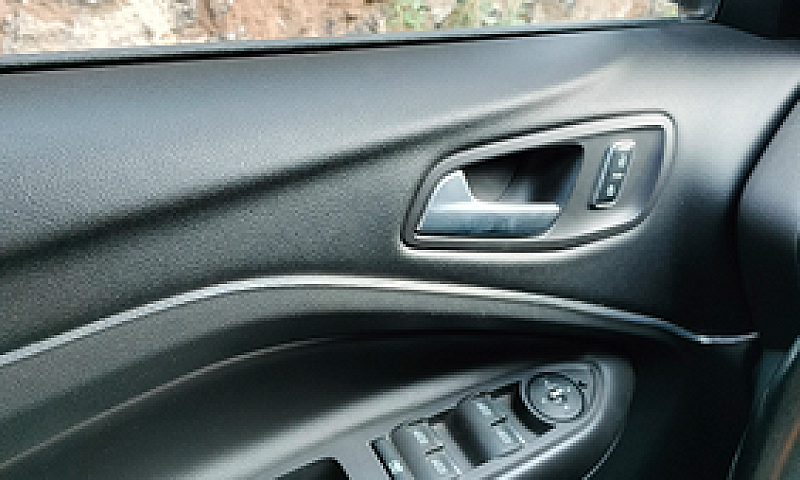 Ford Kuga...