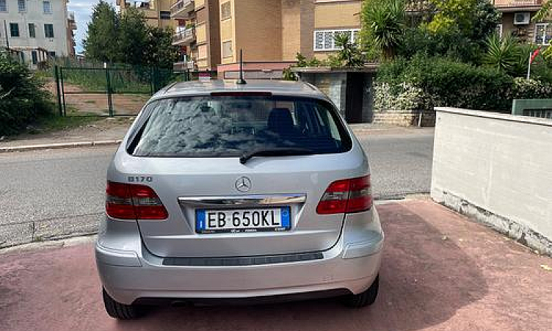 Mercedes Classe B...