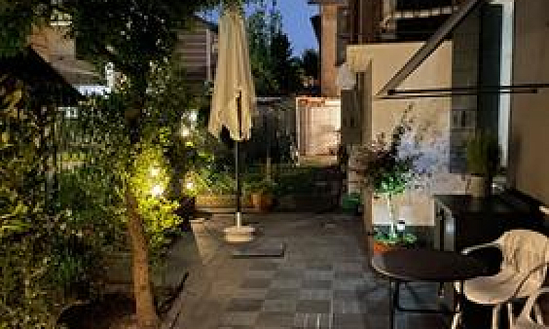 Porzione Di Casa...