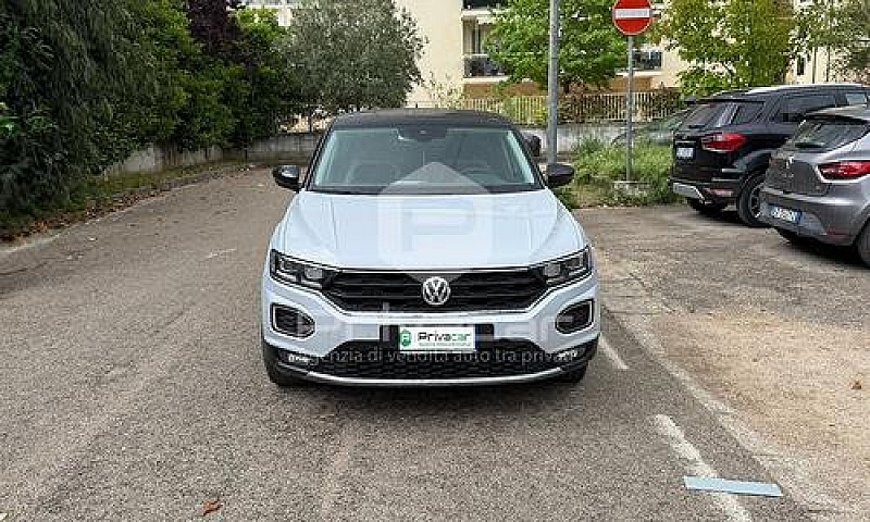 Volkswagen T-Roc 1.0...