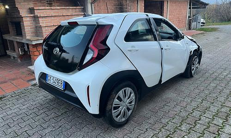 Toyota Aygo X 1.0 20...