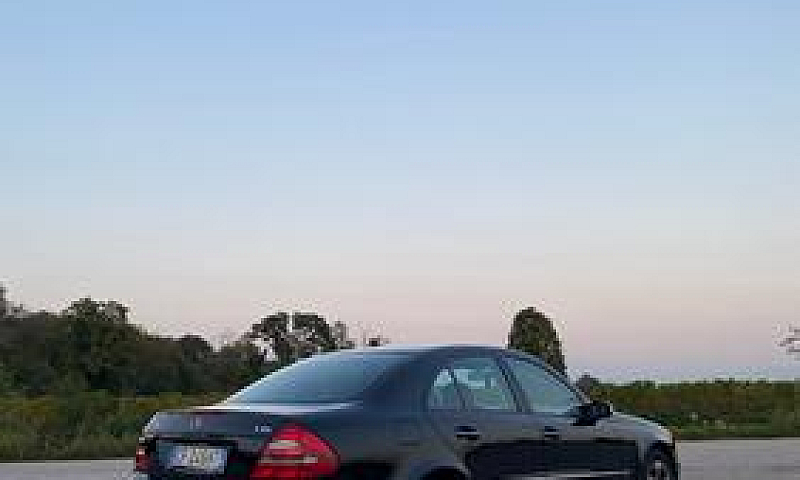 Mercedes-Benz E 270 ...