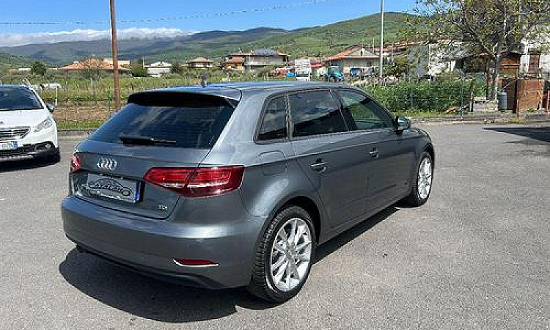Audi - A3 - 1.6 Tdi ...