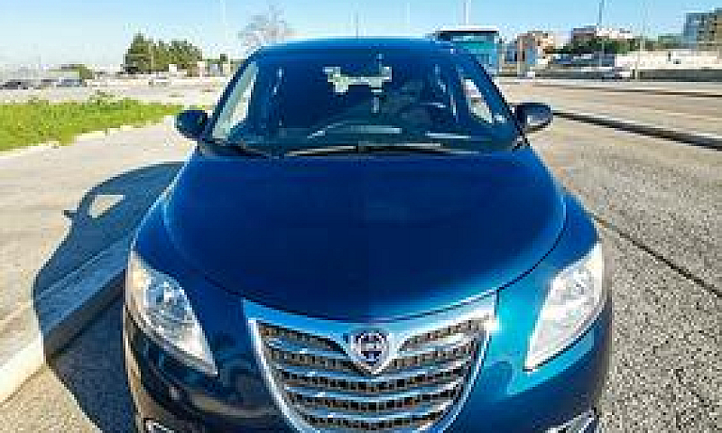 Lancia Ypsilon 1.3 M...
