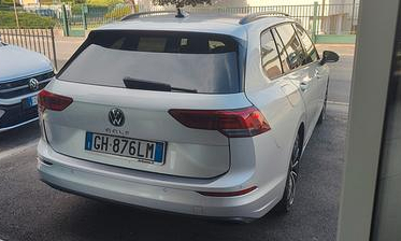 Volkswagen Golf Vari...