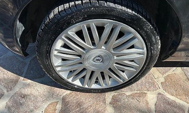 Lancia Ypsilon 1.3 M...