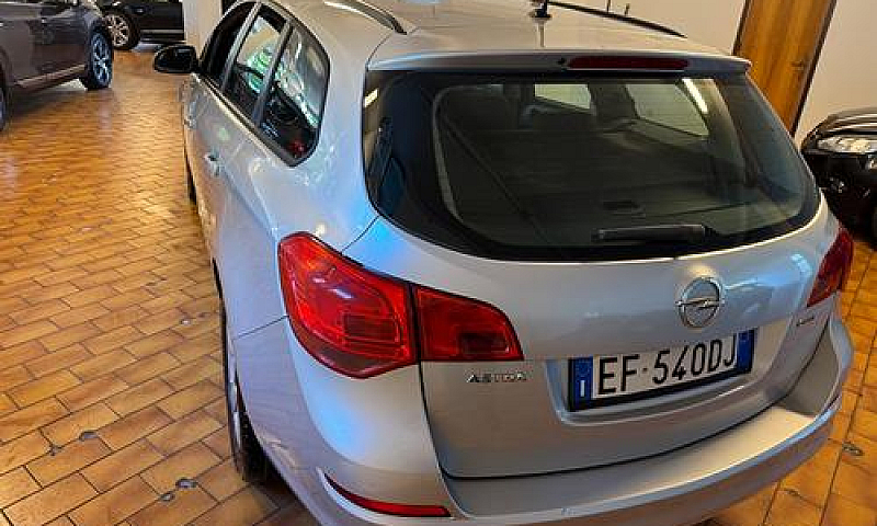 Opel Astra 1.7 Cdti ...
