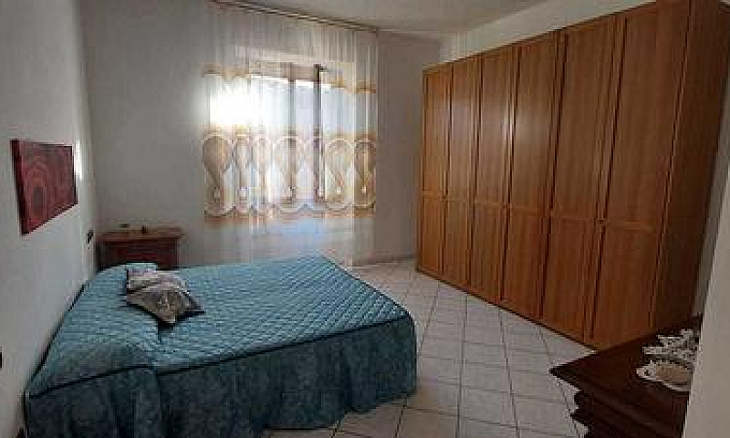 Appartamento A Ascia...