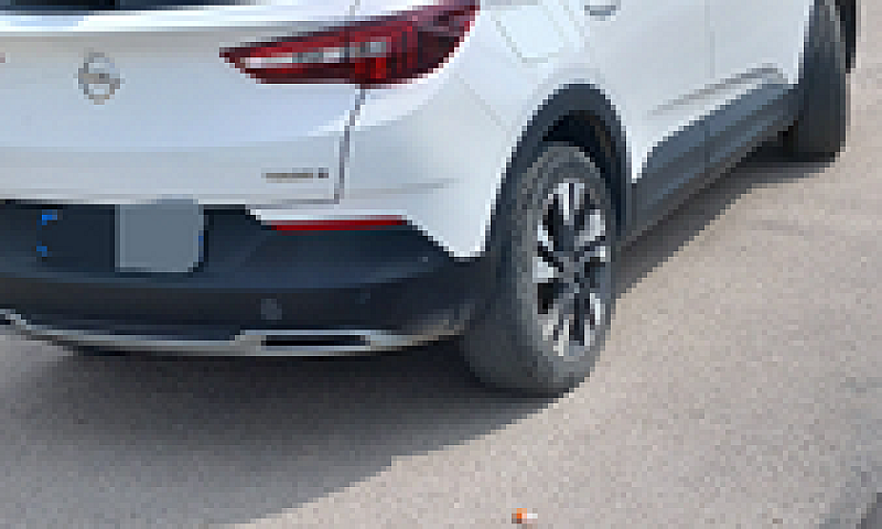 Opel Grandland...