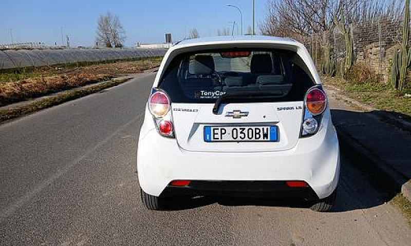 Chevrolet Spark 1.0 ...