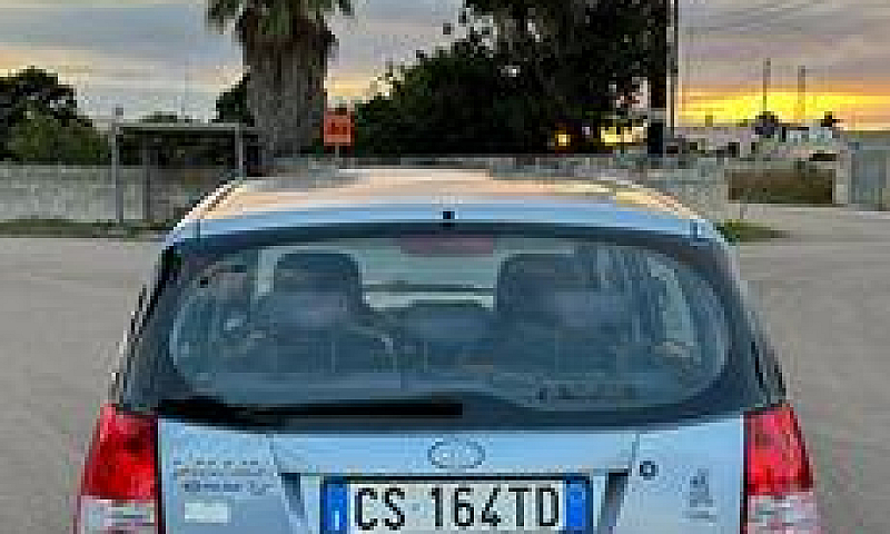 Kia Picanto 1.0 Benz...