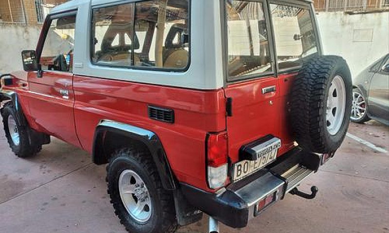 Toyota Land Cruiser ...
