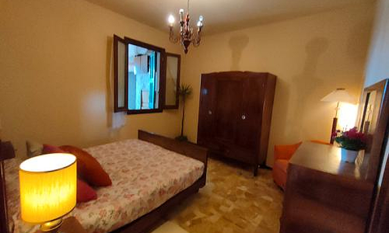Casa Indipendente 4 ...