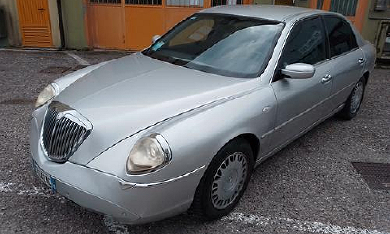 Lancia Thesis 3.0 V6...
