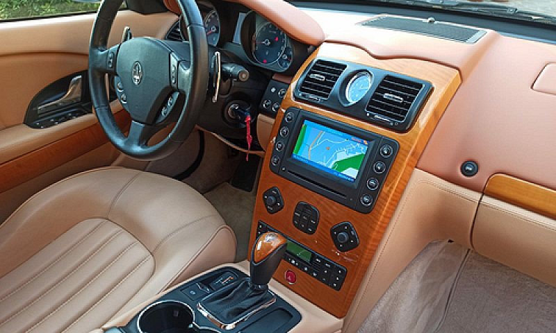 Maserati Quattoporte...