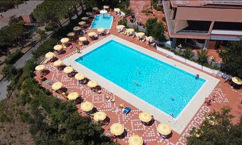 Multiproprieta Resid...