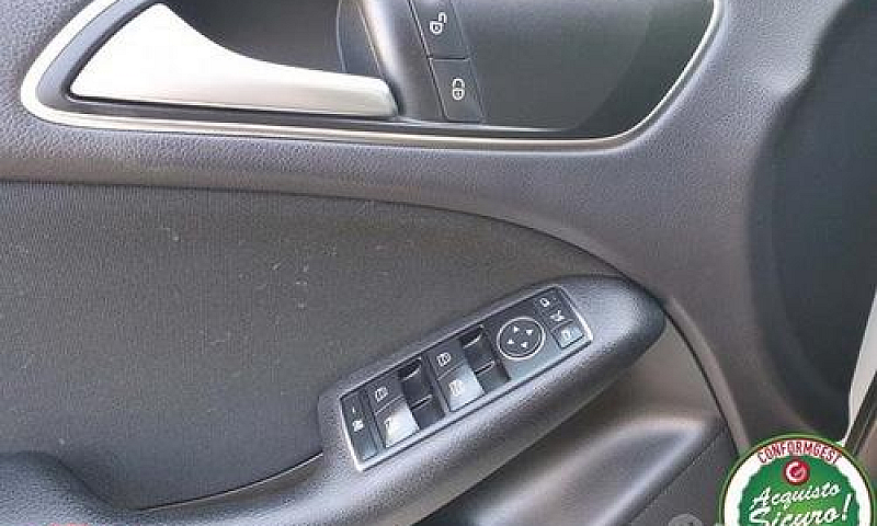 Mercedes-Benz B 180 ...