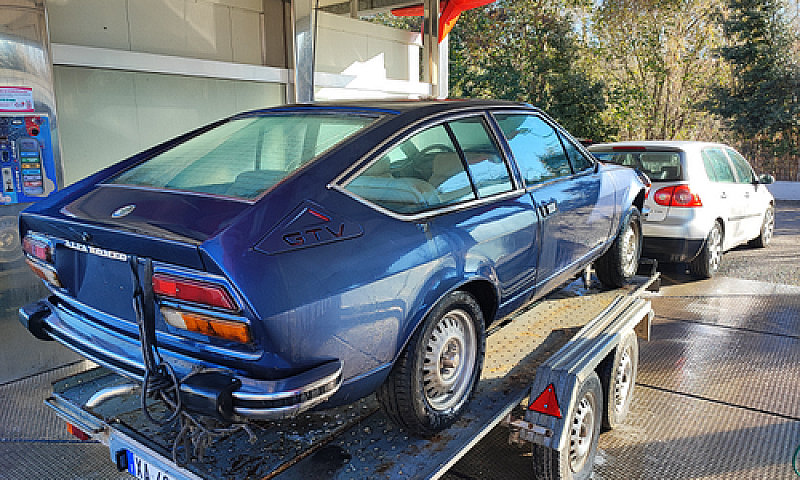 Alfa Romeo Gtv 2000...