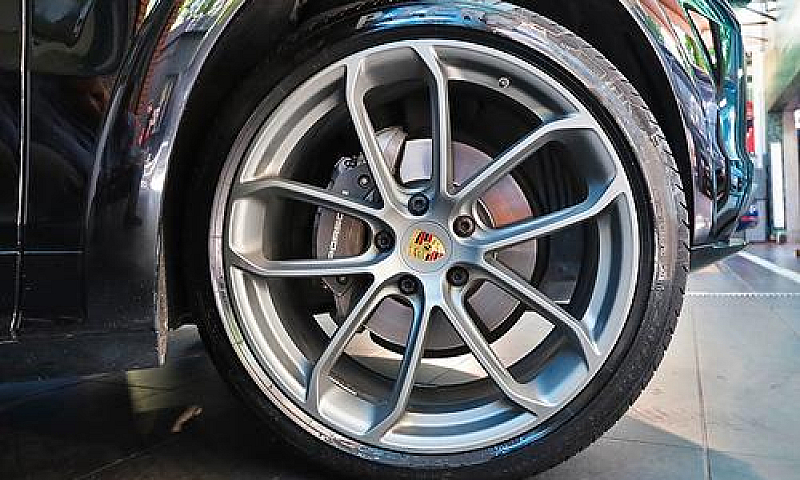 Porsche Cayenne Coup...