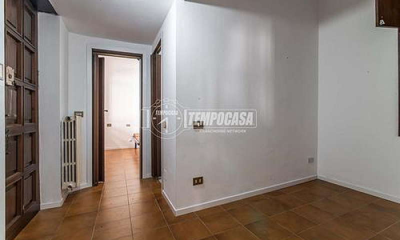 Via Morazzone, 17 - ...