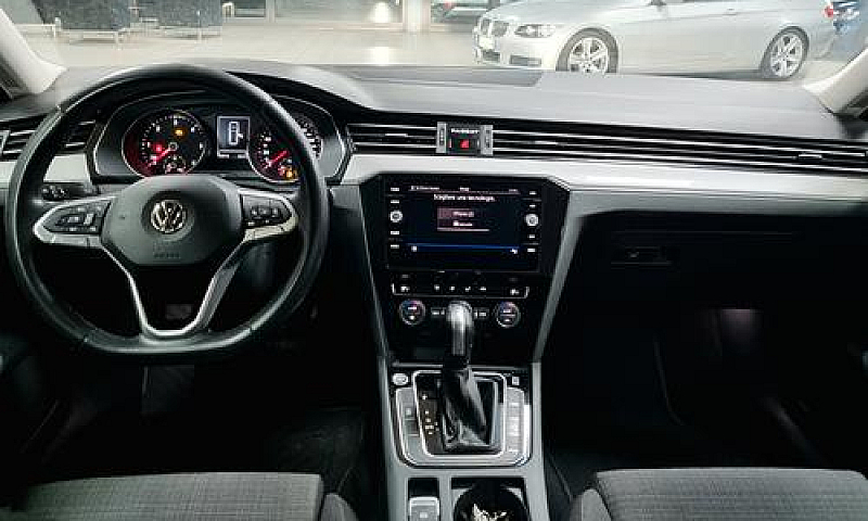 Volkswagen Passat Va...