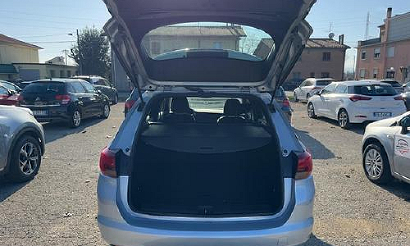 Opel Astra 1.6 Cdti ...