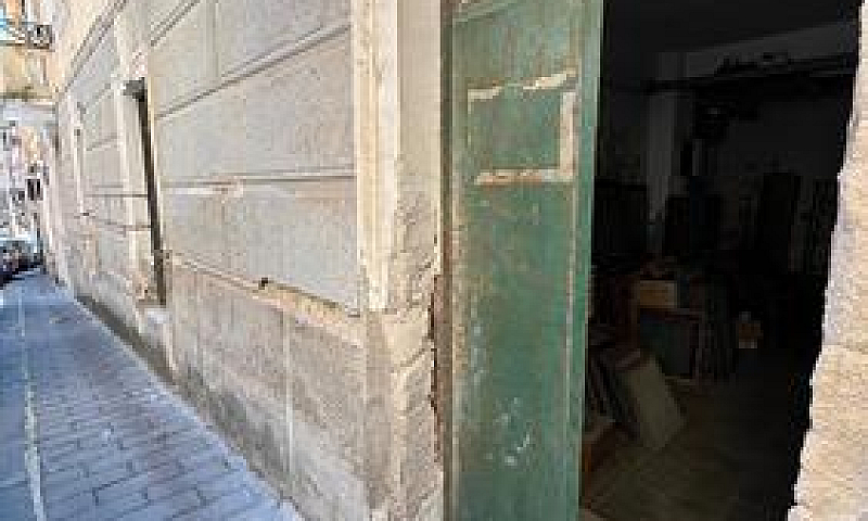 Salerno-Via Fusandol...